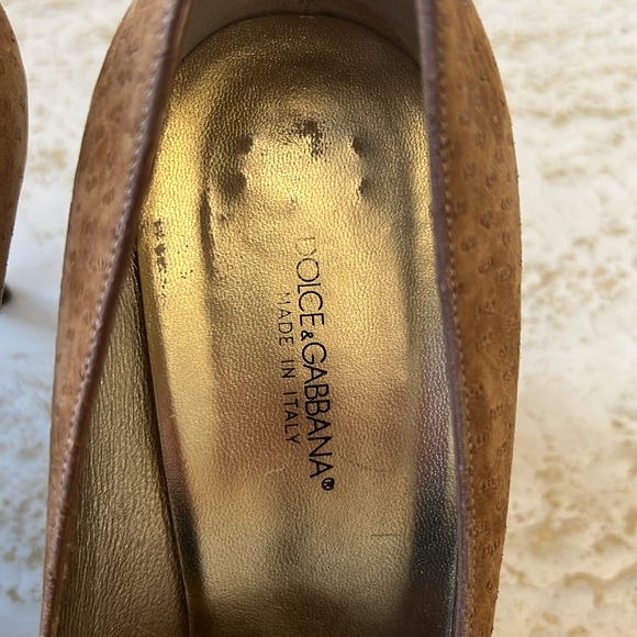 Dolce & Gabbana women’s Pointed Toe Buckle Heels – Size 39 - Picture 11 of 17